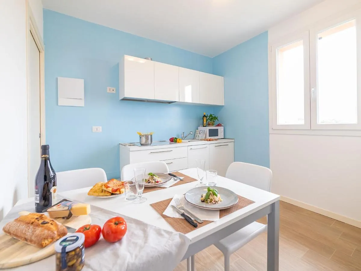 Reginella - A Few Steps Away From The Beach Borghetto Santo Spirito 0*,  Italy